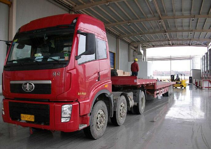 國際物流運(yùn)輸全景解讀 拖掛車、貨運(yùn)配載與多方協(xié)同的智慧性整合